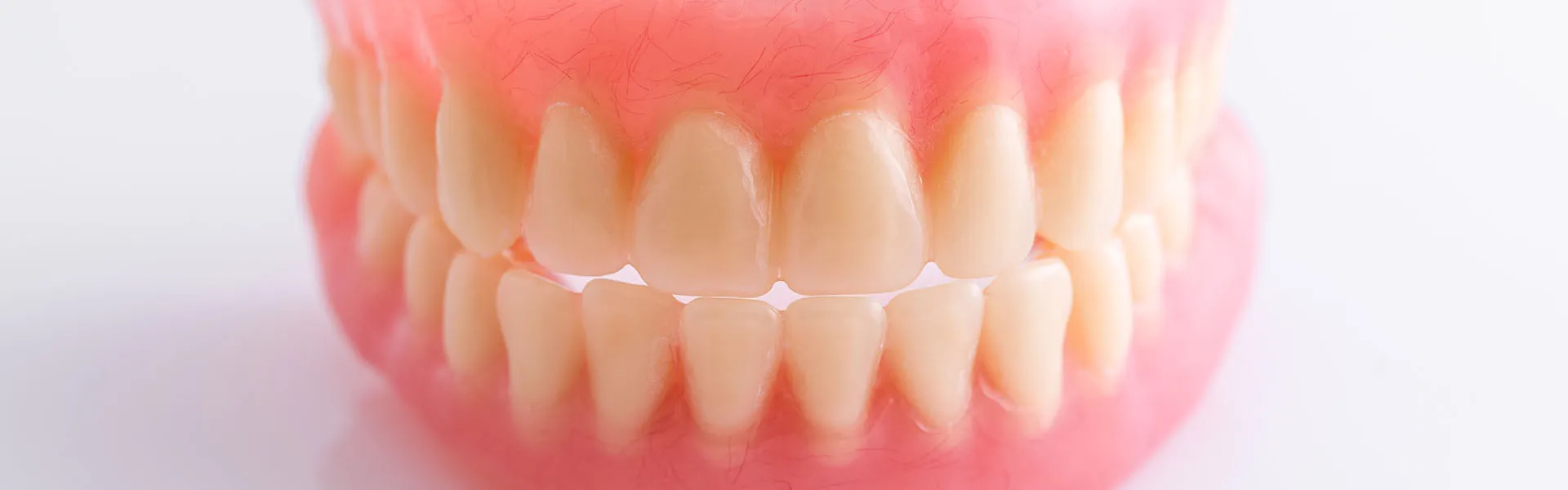 歯科技工士の減少で増加するトラブル?